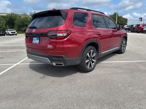 Radiant Red Metallic II 2025 Honda Pilot Touring