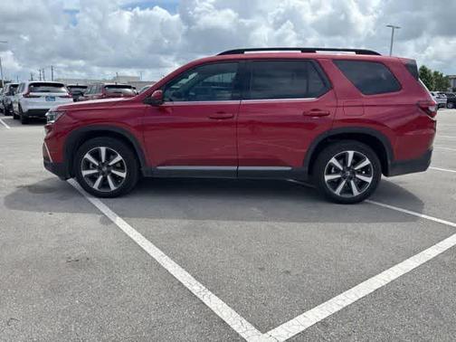 Radiant Red Metallic II 2025 Honda Pilot Touring