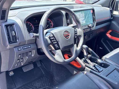 Boulder Gray Metallic 2025 Nissan Frontier PRO-4X
