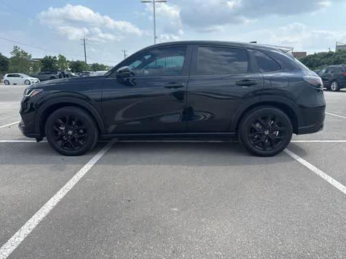 Crystal Black Pearl 2025 Honda HR-V Sport