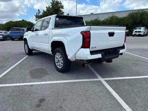 Ice 2025 Toyota Tacoma SR5