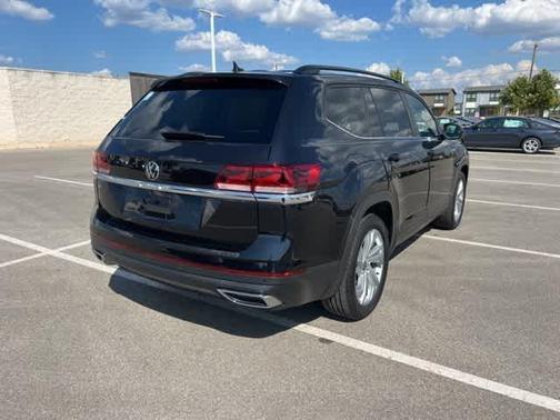 2023 Volkswagen Atlas 2.0T SE w/Technology