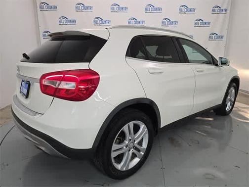 2017 Mercedes-Benz GLA 250 Base