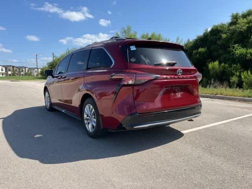 2021 Toyota Sienna Limited