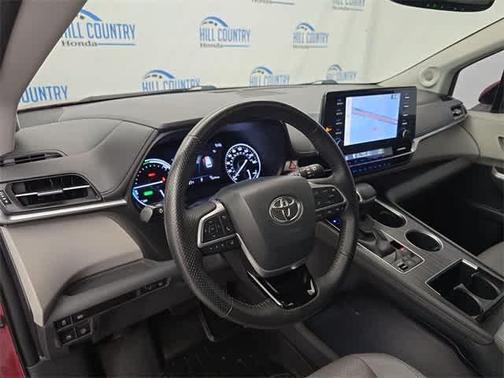 2021 Toyota Sienna Limited