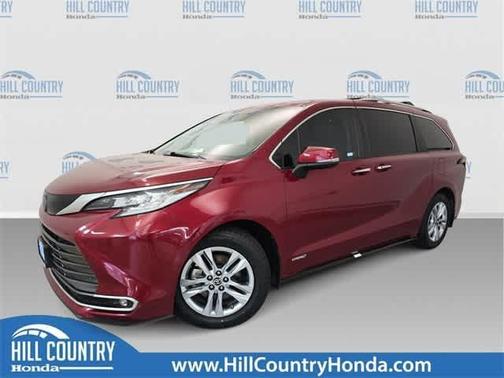 2021 Toyota Sienna Limited