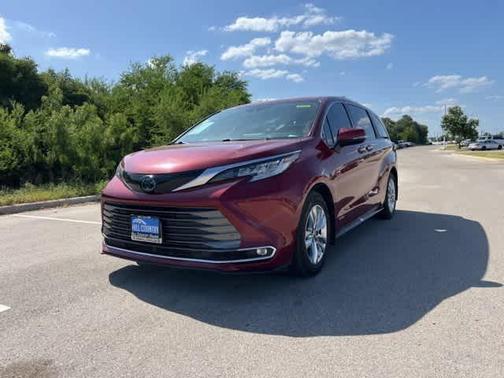 2021 Toyota Sienna Limited