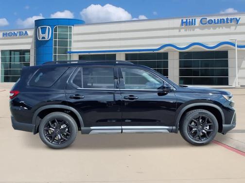 2025 Honda Pilot TOURING+