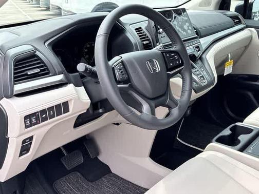 Silver 2026 Honda Odyssey EX-L