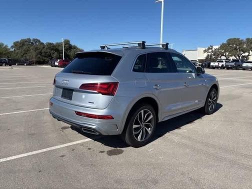 2023 Audi Q5 45 S line Premium Plus