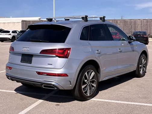 2023 Audi Q5 45 S line Premium Plus
