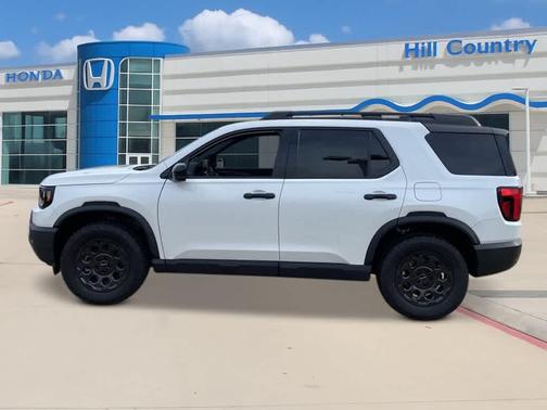 Platinum White Pearl 2026 Honda Passport TrailSport Elite Blackout