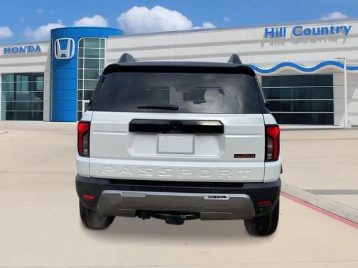 Platinum White Pearl 2026 Honda Passport TrailSport Elite Blackout