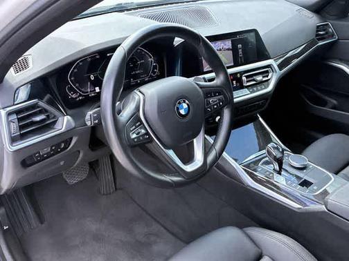 Alpine White 2021 BMW 330e 330e