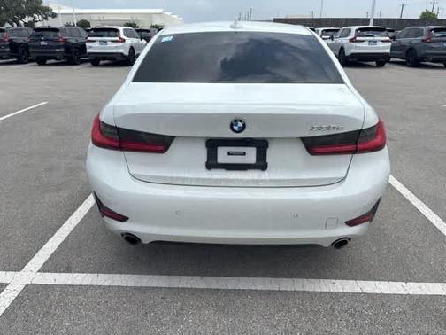 Alpine White 2021 BMW 330e 330e