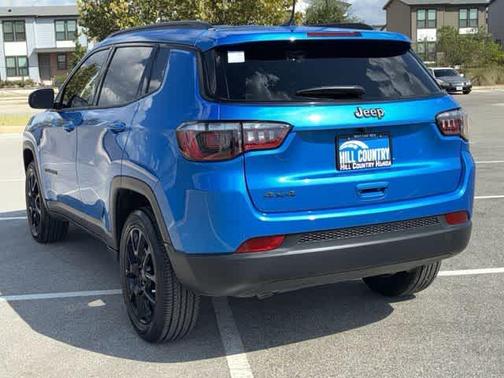 Hydro Blue Pearlcoat 2026 Jeep Compass Latitude