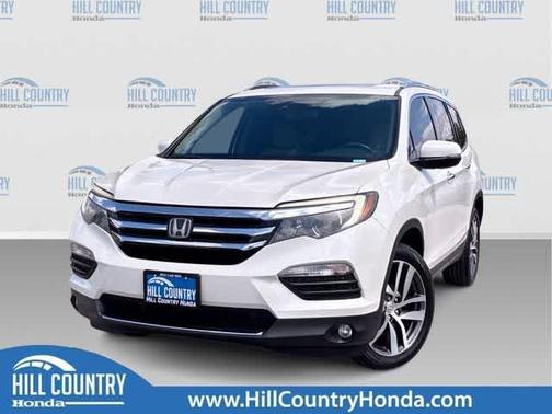 White 2018 Honda Pilot Touring