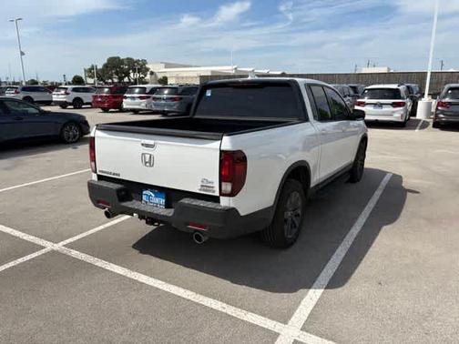 Platinum White Pearl 2023 Honda Ridgeline Sport