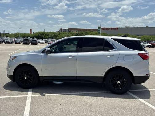 Silver Ice Metallic 2019 Chevrolet Equinox 1LT
