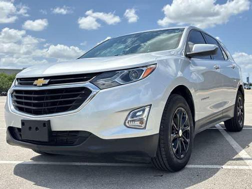 Silver Ice Metallic 2019 Chevrolet Equinox 1LT