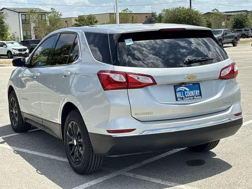 Silver Ice Metallic 2019 Chevrolet Equinox 1LT