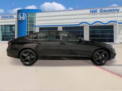 Crystal Black Pearl 2026 Honda Accord Hybrid Sport-L