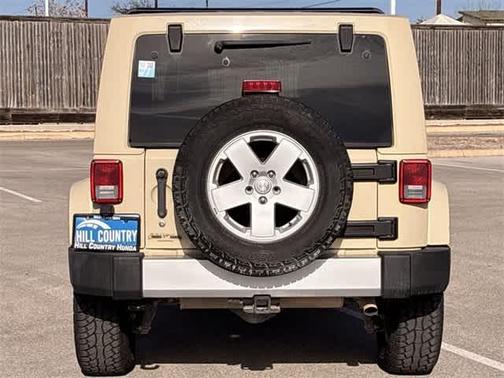 2011 Jeep Wrangler Unlimited Sahara