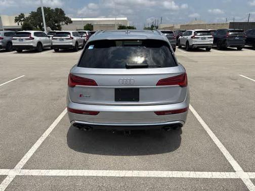 Florett Silver Metallic 2022 Audi SQ5 3.0T Premium Plus