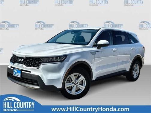 2023 Kia Sorento LX