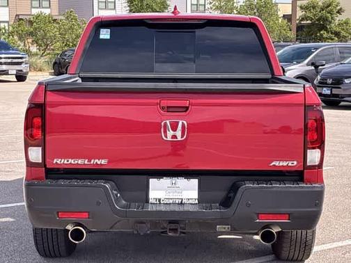 Radiant Red Metallic II 2022 Honda Ridgeline RTL-E