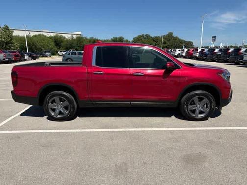 Radiant Red Metallic II 2022 Honda Ridgeline RTL-E