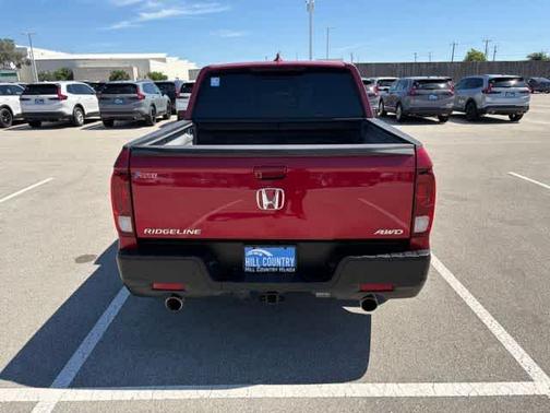 Radiant Red Metallic II 2022 Honda Ridgeline RTL-E