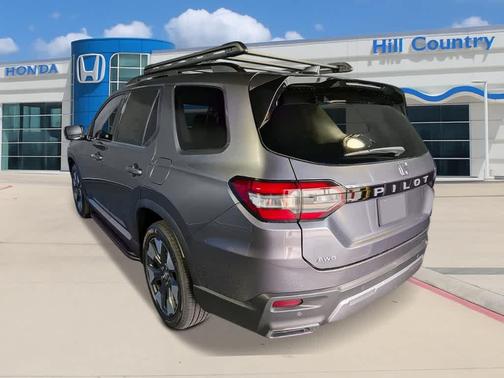 Modern Steel Metallic 2026 Honda Pilot Elite