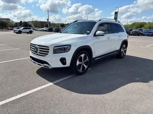 Polar White 2025 Mercedes-Benz GLB 250 Base