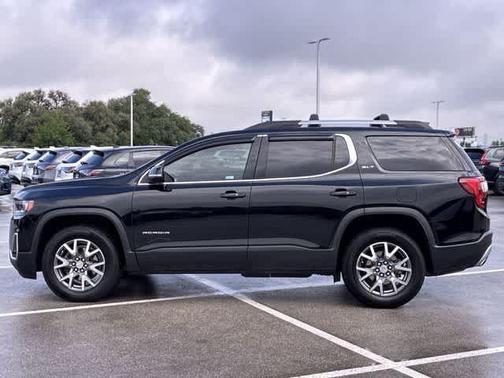 Ebony Twilight Metallic 2022 GMC Acadia SLT