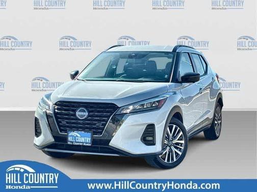 Fresh Powder 2024 Nissan Kicks SR