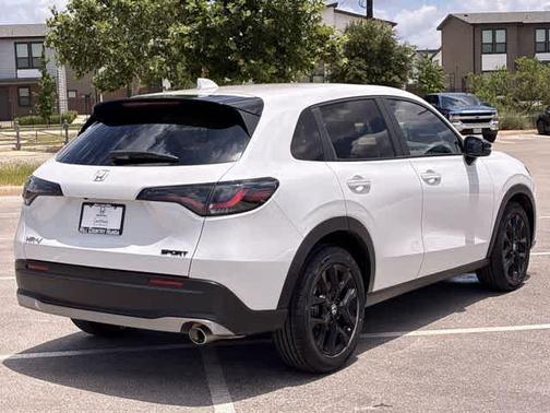 Platinum White Pearl 2023 Honda HR-V Sport