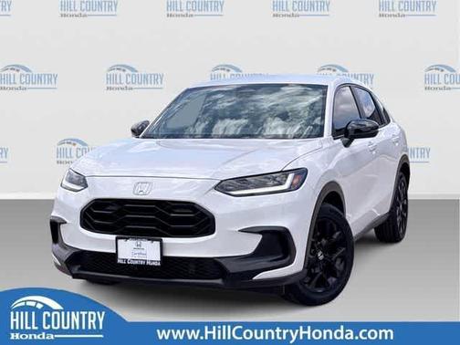 Platinum White Pearl 2023 Honda HR-V Sport