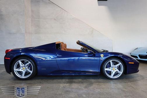2015 Ferrari 458 Spider Base