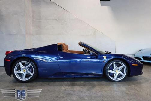 2015 Ferrari 458 Spider Base
