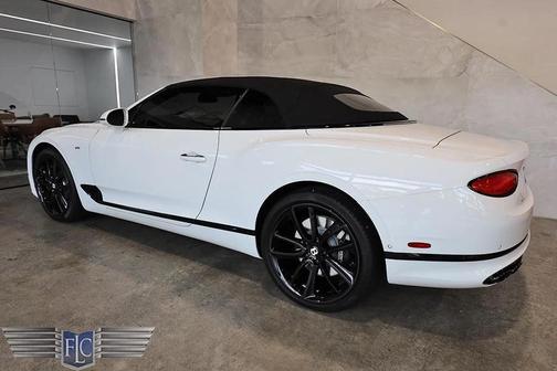 Glacier White 2021 Bentley Continental GT V8
