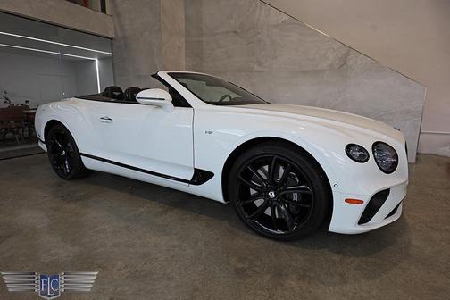 Glacier White 2021 Bentley Continental GT V8