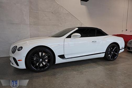 Glacier White 2021 Bentley Continental GT V8