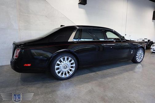 2023 Rolls-Royce Phantom 