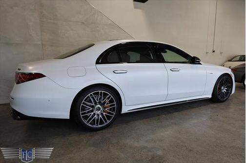 2024 Mercedes-Benz AMG S 63 E AMG S63 E 4Matic Edition 1