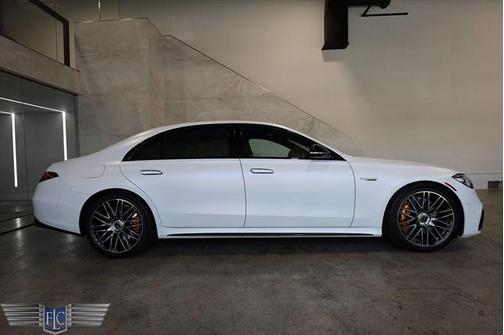 2024 Mercedes-Benz AMG S 63 E AMG S63 E 4Matic Edition 1