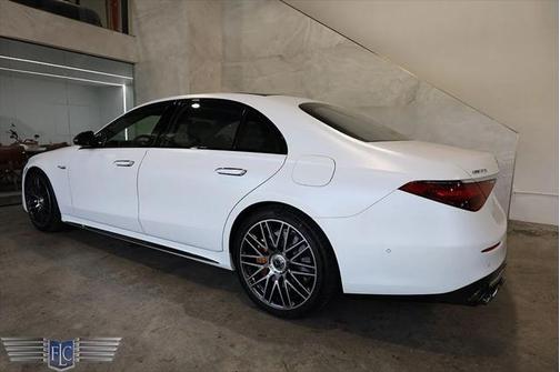 2024 Mercedes-Benz AMG S 63 E AMG S63 E 4Matic Edition 1