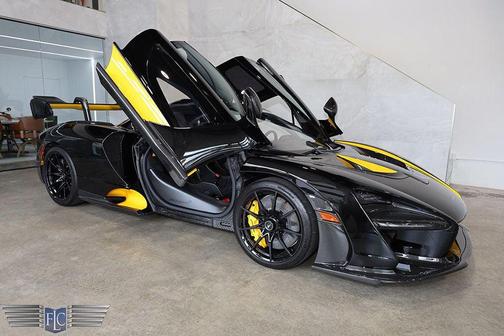 2019 McLaren Senna 
