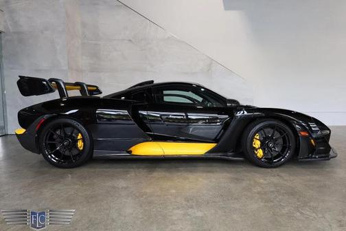 2019 McLaren Senna 