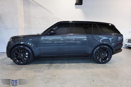 2023 Land Rover Range Rover P530 SE LWB 7 Seat